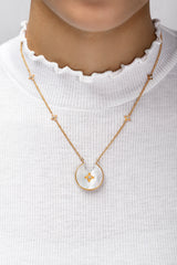 Huri Necklace (Mother of Pearl)